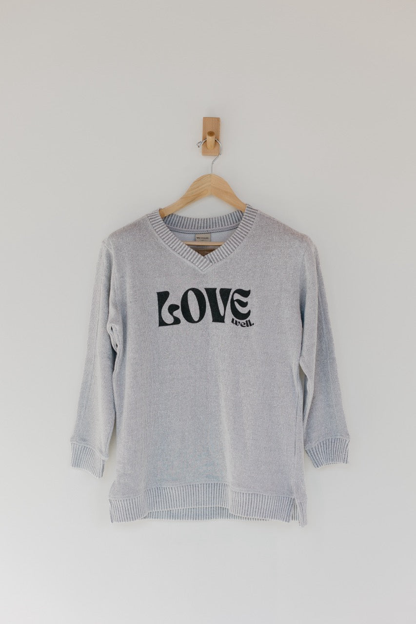 Love Well Groovy Warm Up V-Neck in Gray Heather
