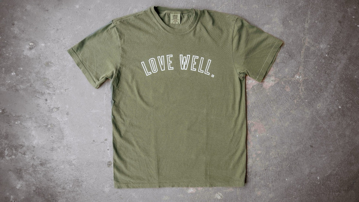 Love Well Vintage Ivy Tee in Mossy Green